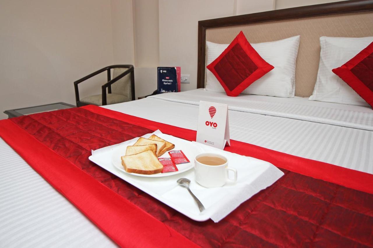 Oyo Hotel Blu Pebbles Near Delhi Airport Új-Delhi Kültér fotó