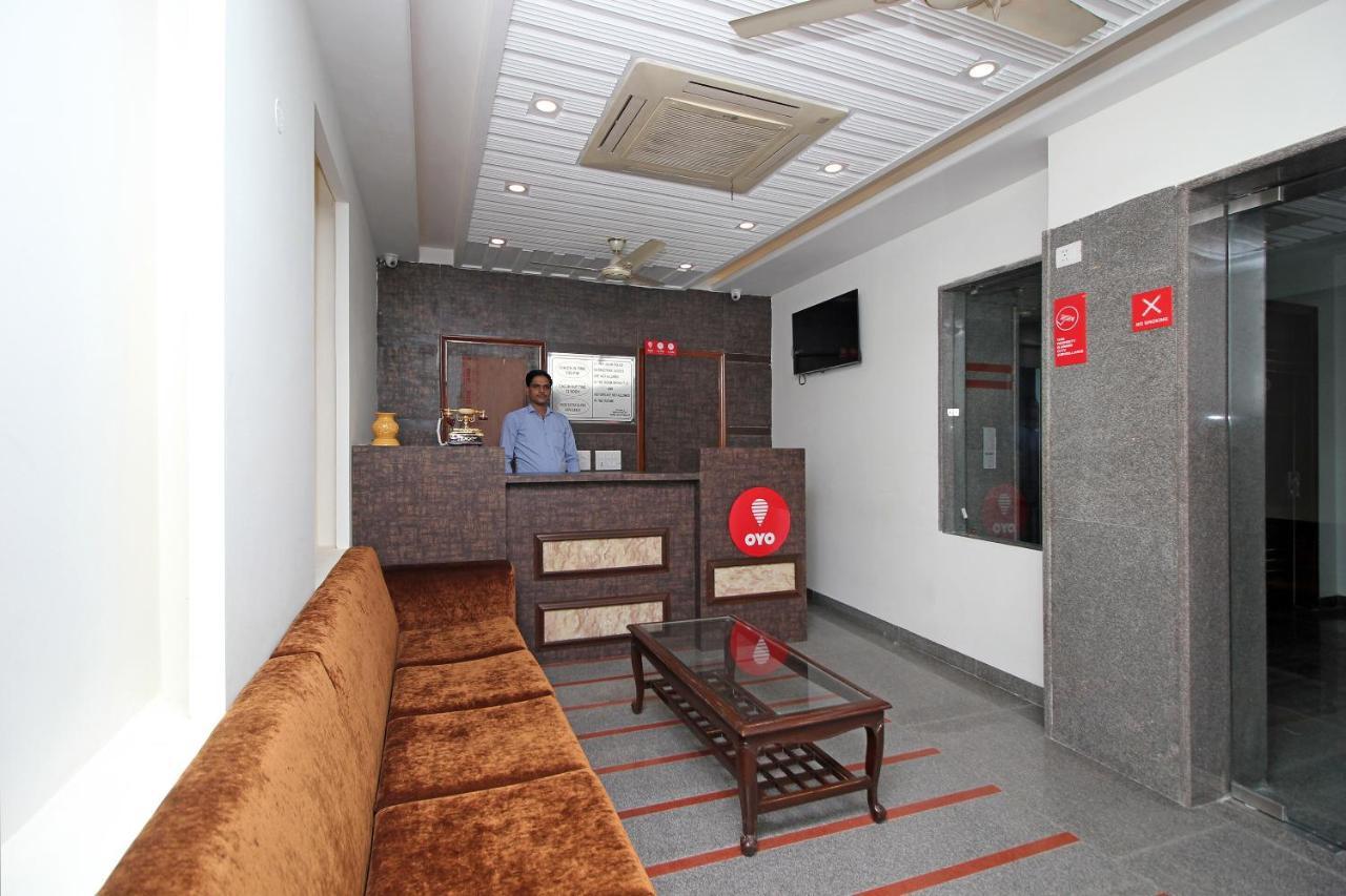 Oyo Hotel Blu Pebbles Near Delhi Airport Új-Delhi Kültér fotó